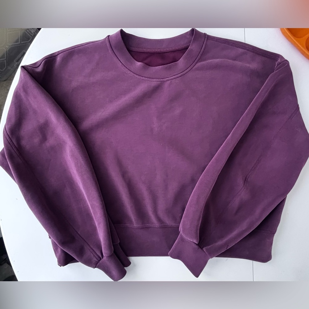 Lululemon Softstream Perfectly Oversized Cropped Crew Garnet size 6 flaws